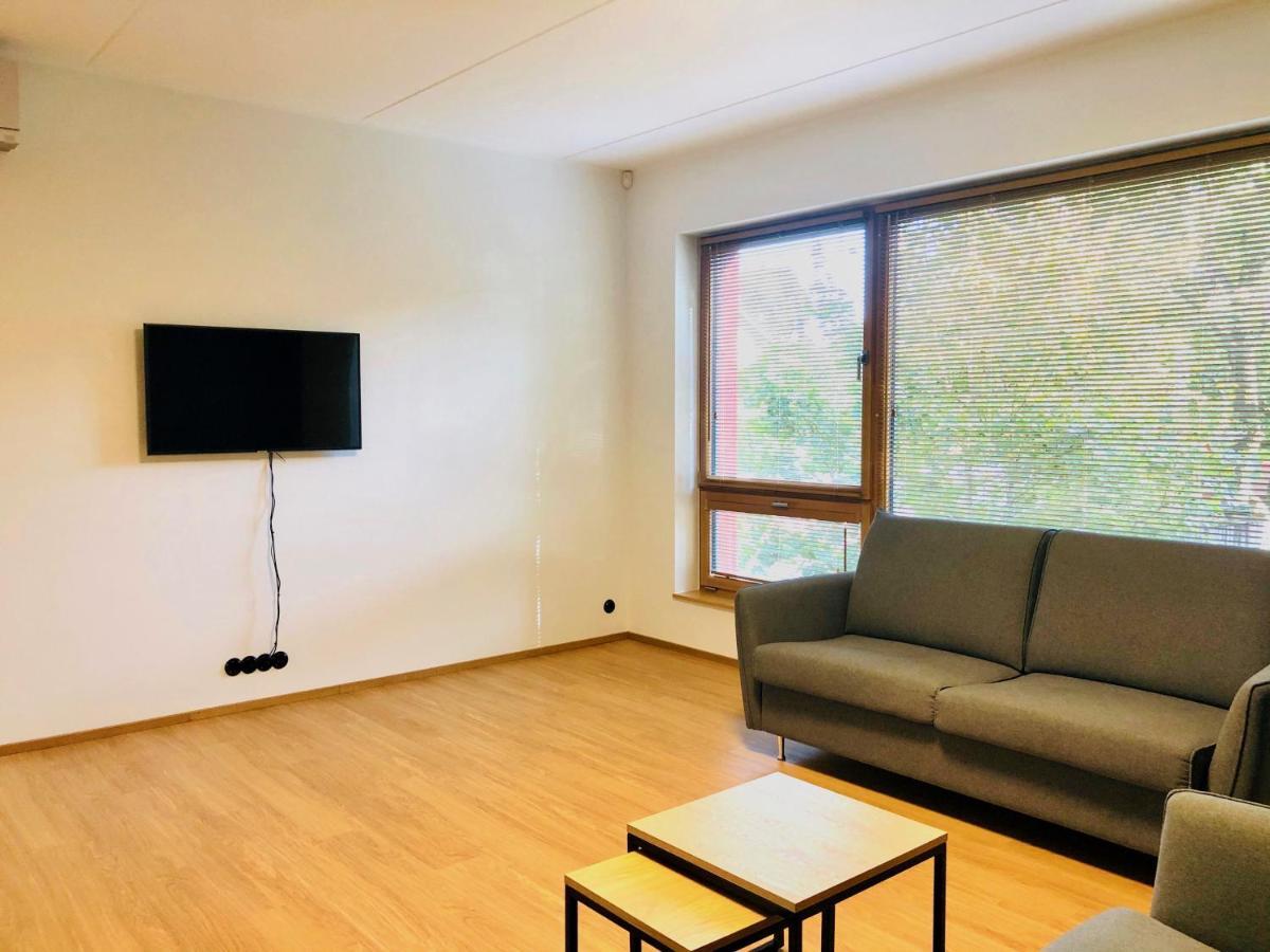 Self-Check-In Spacious 1 Bedroom Apartment With Free Parking Tallinn Dış mekan fotoğraf